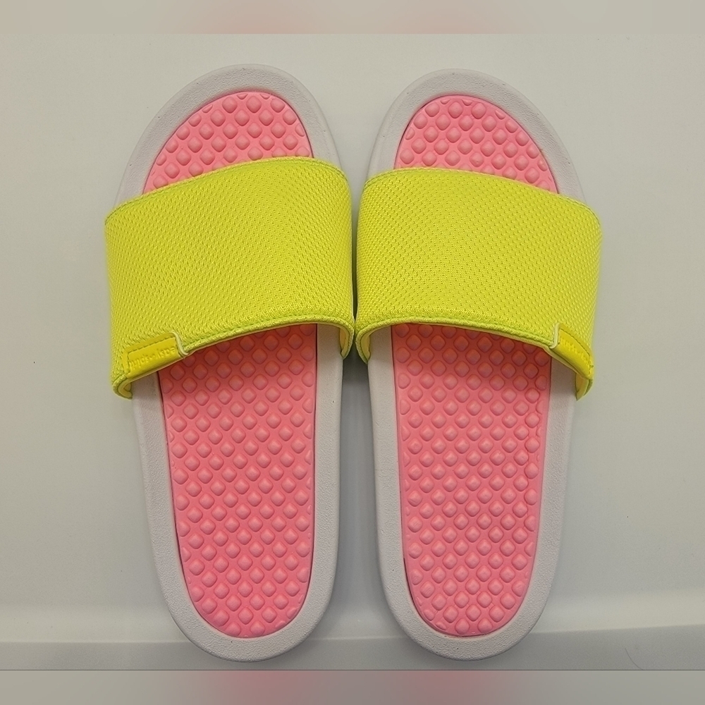 NIB Easy Spirit Ladies Slip On Slides